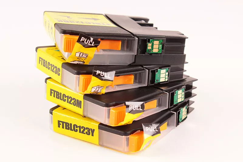 Pack de 4 cartouches d'encre FranceToner équivalent à BROTHER LC123VALBPDR Cupcake (LC-123VALBPDR) - 4 COULEURS - Format Standard