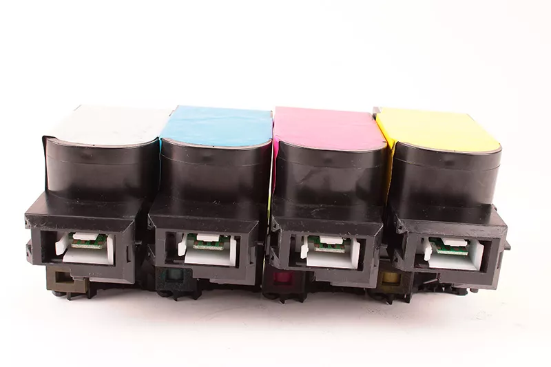 Pack de 4 toners FranceToner équivalent à LEXMARK 702H_BKCMY (70C2HK0_BKCMY) - 4 COULEURS - Format Standard